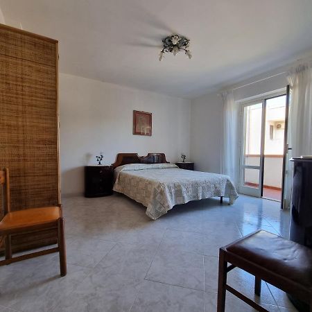 Villa Flora - With Sea View, 2 Minutes Walk To Beach Trappeto  Exteriör bild