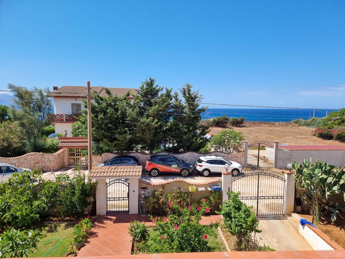 Villa Flora - With Sea View, 2 Minutes Walk To Beach Trappeto  Exteriör bild